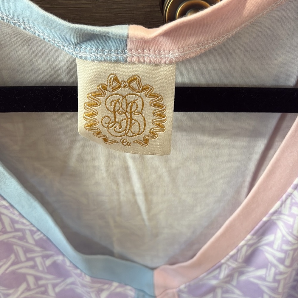 The Beaufort Bonnet Company women’s coverup - Picture 2 of 4